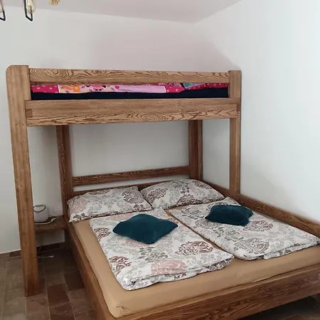 度假居 Pod Hradom Branc